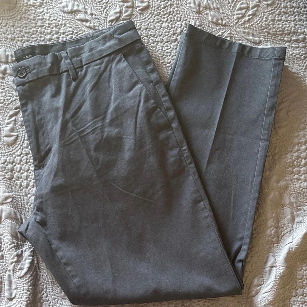 Banana Republic Mens Chino Pants 36x30 Gray NWT Preppy Business Casual Office